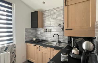 Petite maisonnette cosy et pleine de charme située à proximité du centre-ville - Foto 11