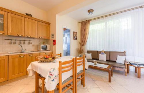 Villa Aris Large Private Pool Walk to Beach Sea Views A C Wifi - 2453 - Foto 36