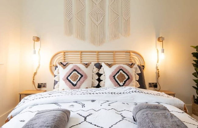 Designer Family Escape Hot Tub Steps to Beach - Photo 26