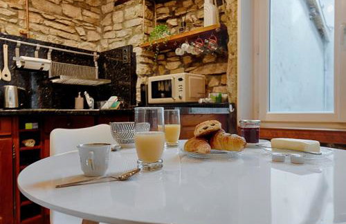 Les Graveurs - Centre Bourgoin - Parking Gratuit - Foto 13