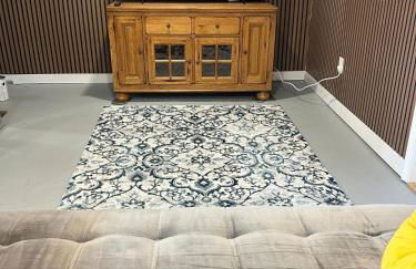 Charming Historic 4 bed -Nearby Eats, Brewery, Shops, Park - Foto 40