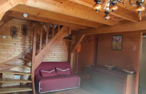 Chalet authentique au cœur de la nature près de Super Besse - FR-1-814-143 - Foto 2