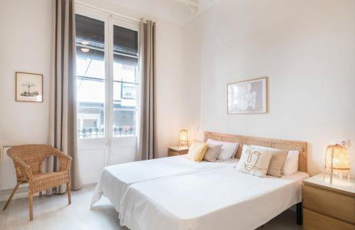 Sunny Apartment with Private Terrace in Gracia, Barcelona - Foto 7