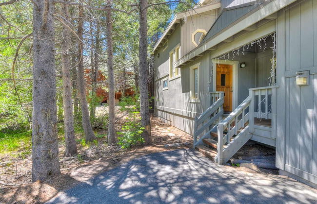 Northwoods Hangout Near Tahoe Donner - Foto 34