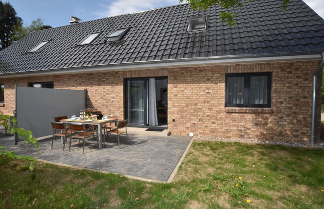 Holiday Home With Terrace in Damshagen - Foto 1