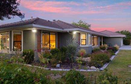 4.5 Acre Secluded Ranch w Panoramic Views • Fire Pit Olive Ranch by AvantStay - Foto 98