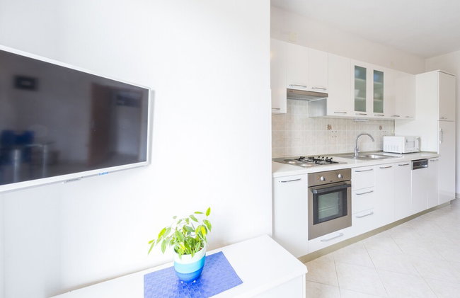 Apartmani Nikolina - Photo 42