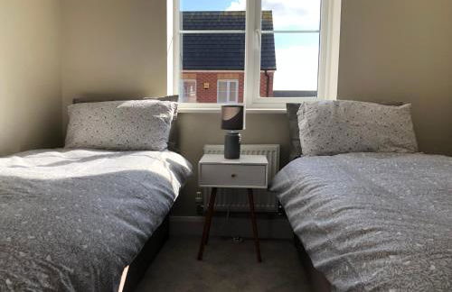 Hill House - 5 Mins Merry Hill - Perfect for Contractors & Families - Foto 10