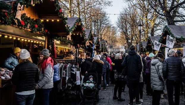 Stroll around the different stands