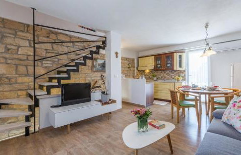 Beautiful Home In Putini With Kitchen - Photo 6