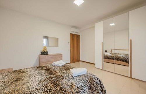 Unico Apt 3A, 2 camere, parcheggio gratis, 10 minuti da Venezia - Photo 13