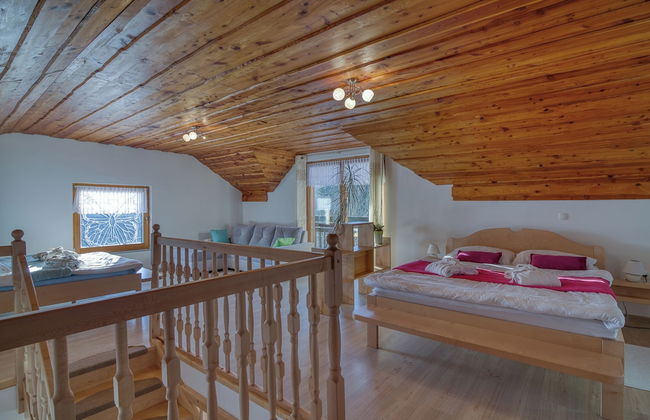 Pool & Wellness Chalet Sunshine - Photo 2