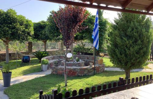 A wooden house in Kardamyla - Foto 44