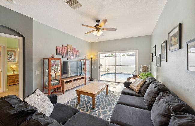 Vacation Resort Home Right Outside Of Disney World Parks With Private Pool 4 Bedroom Home by RedAwning - Foto 1