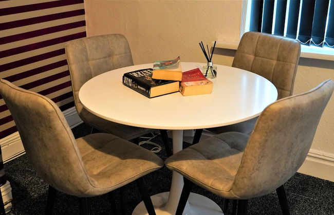 Dean House - Photo 28