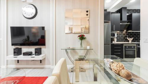 Madrid Río Apartment - Photo 5