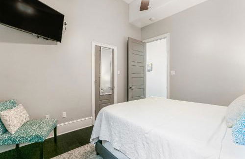 Sunny home walking distance to Quarter and Dome - Foto 16