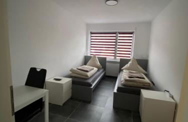 Moderne 2 Zimmer Wohnung Küche und Bad im Zentrum - Photo 11
