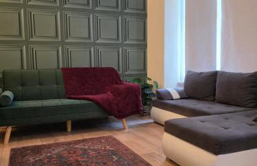 Entire 2 Bedroom Cosy Flat Near City Centre - Photo 3