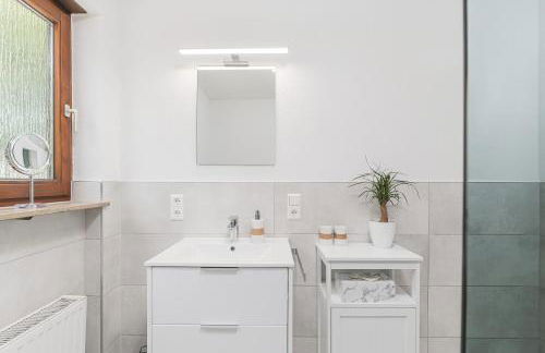 Cruwzo - Fantastic Apartment with Balcony and Parking - Foto 21