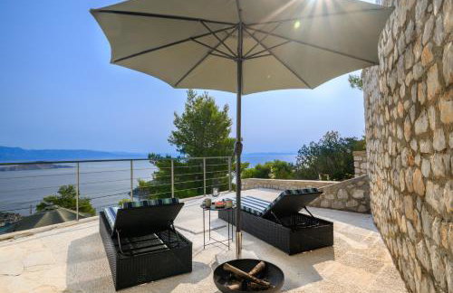 Newly Renovated Villa with Panoramic Sea Views - Foto 24