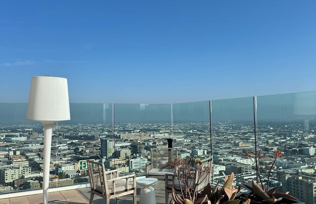 RELAX ON BROADWAY WITH A VIEW - Foto 16