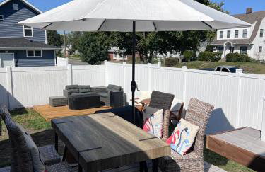 Large Five Bedroom house with outdoor patio with Jacuzzi and television! - Foto 66