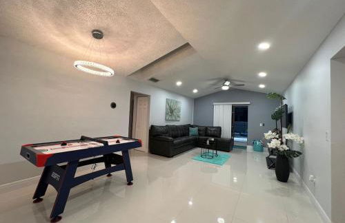 Beautiful pool home 15 minutes from Disney! - Foto 24