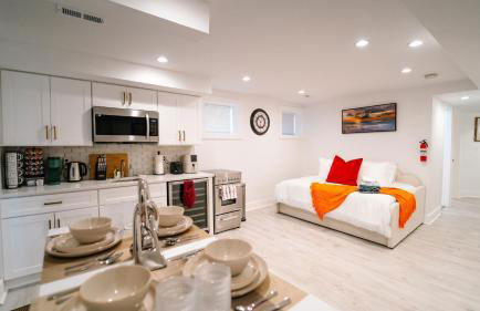Cozy 1BR 1BA Retreat in a Private DC Basement - Foto 1