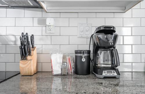 Spacious 2BR Apt on Mass Ave w Kitchen - Foto 17