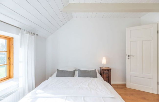 Historisches Reetdachhaus in Ruhiger Lage - Foto 6