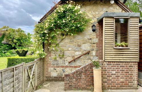 Library Cottage by inspirestays-com - Foto 21