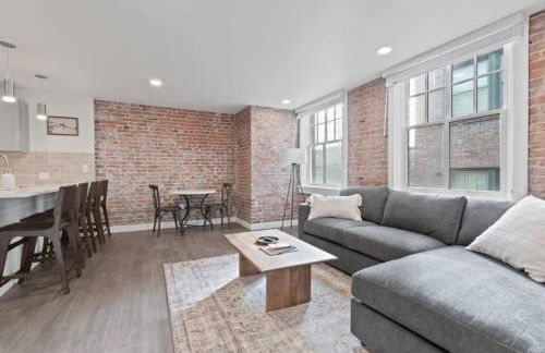 King Beds J and K on Main Luxury Apartment 406 - Foto 2