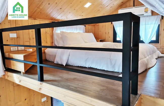 Tiny House on Koh Lanta Only 2 Mins Walk to the Beach - Photo 3