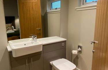 Holly Berry Lodge with Hot Tub - Foto 16