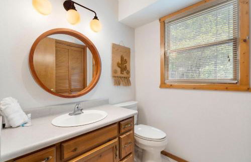 Secluded-Pvt Hot Tub-Free Daily Tickets-Walk to Table Rock Lake - Foto 23