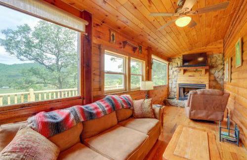 Secluded Mountain Cabin with Decks and Gazebo! - Foto 8