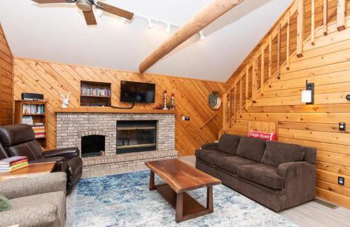 Porch in the Pines in Eagle River WI - Photo 11