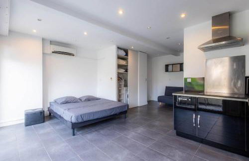 Studio Juan les pins avec terrasse - Photo 4