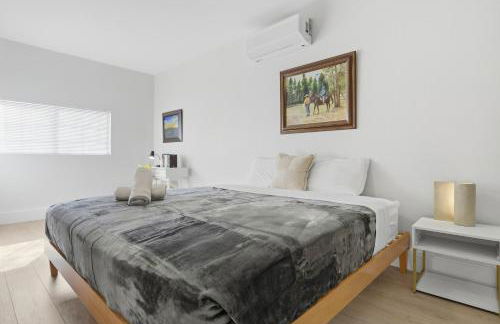 Walk to SXSW Venue, 2025 New Build Beauty at UT, Downtown, King Beds - Foto 23