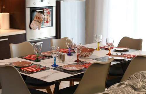 Double A Luxury Apartment - Photo 53