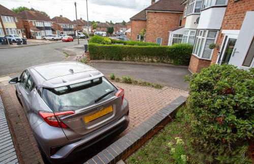 NEC, BHX Cosy 3 Bedroom House with Parking - Foto 4