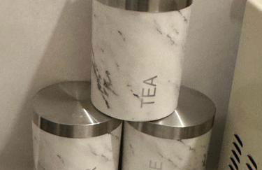 Double bed Quinton ,Studio Fast WiFi,Netflix, No deposit Required - Foto 23