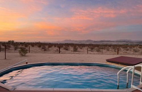 Sun Runner - Serene desert home w/pool & hot tub - Foto 31