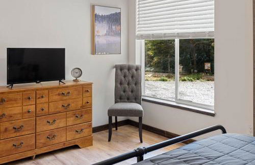 Luxe Mt. Rainier Lodge w/ Hot Tub-AC-Game Room - Foto 19