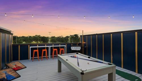 Chic Oasis 2 miles from DT - Pool table - B-Dashy - Foto 2