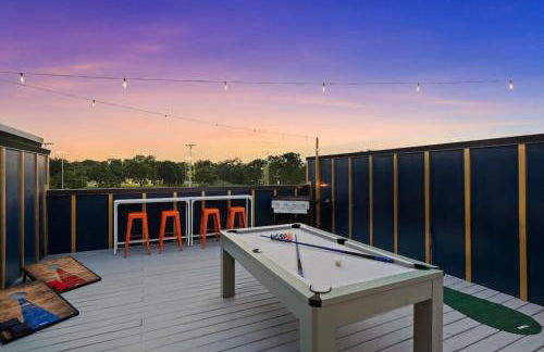 Chic Oasis 2 miles from DT - Pool table - B-Dashy - Foto 2