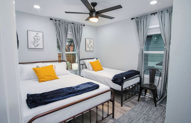 Exceptional 5BR So Close to Riverwalk and Downtown - Foto 12