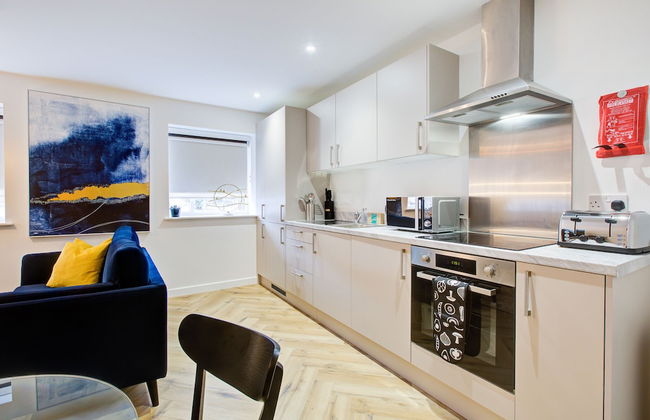 Hybrid Resi - Mitcham - Foto 14