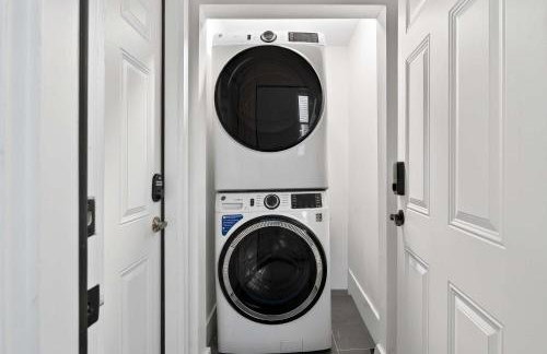 Charming 2nd-Floor Flat 3BR 2BA Free Parking - Foto 22